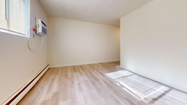 Building Photo - Treeview Residences