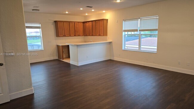 Building Photo - 2802 Quiet Water Trail