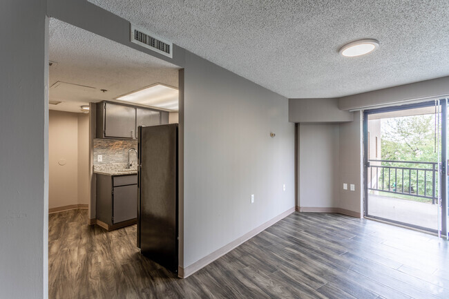 Unit B - 1 Br, 1 Ba - 730 SF - The Latitude Apartments