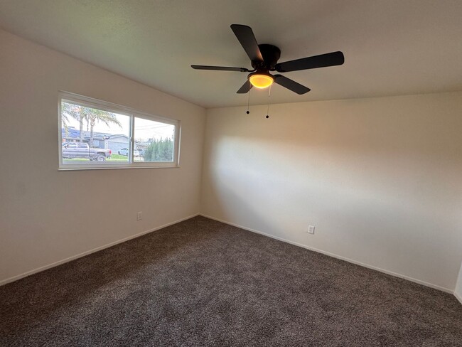 Building Photo - Newly remodeled house on a corner lot!!  M...