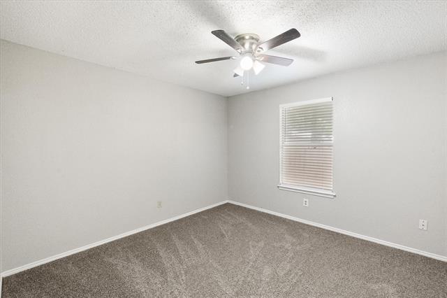 Building Photo - 1217 Hidden Creek Dr