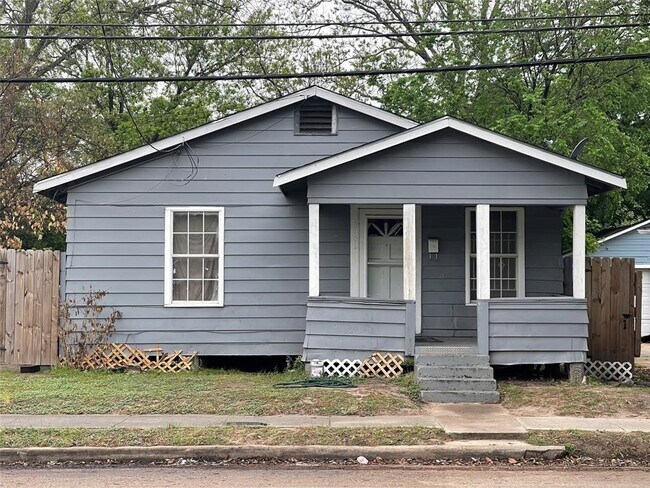 Building Photo - 5101 Hardy St