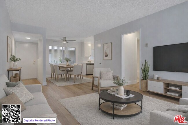 Building Photo - 1110 S Oakhurst Dr