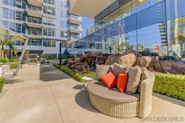 Building Photo - 1388 Kettner Blvd