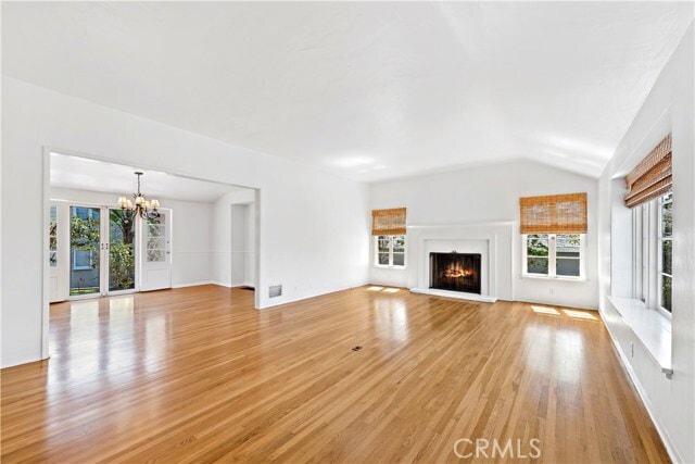 Building Photo - 333 Locust St