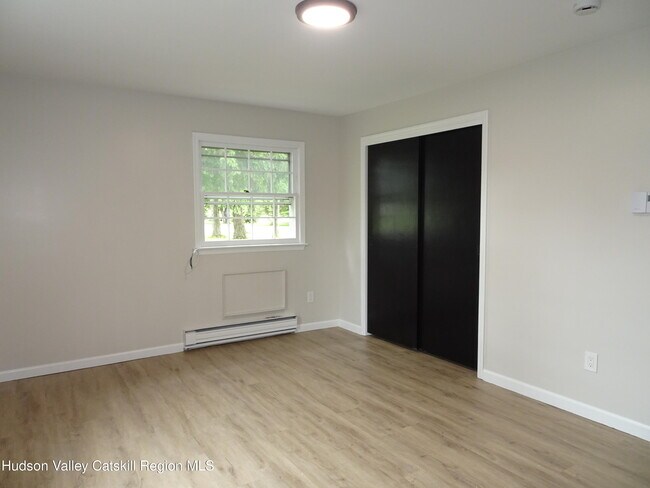 Building Photo - 167 NY-23