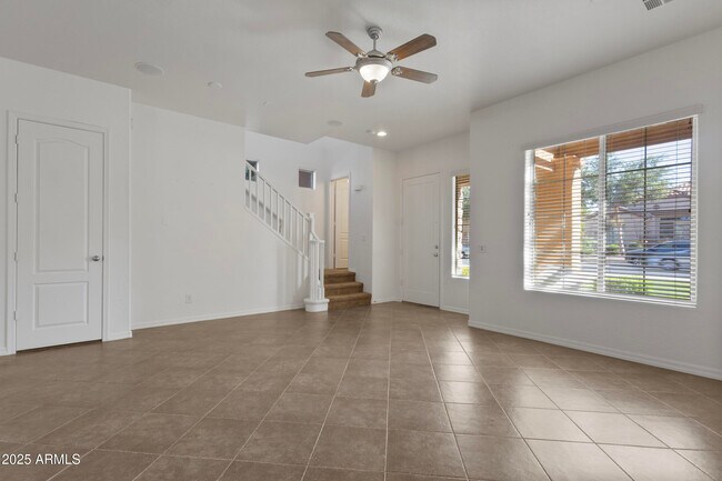 Building Photo - 785 W Village Pkwy