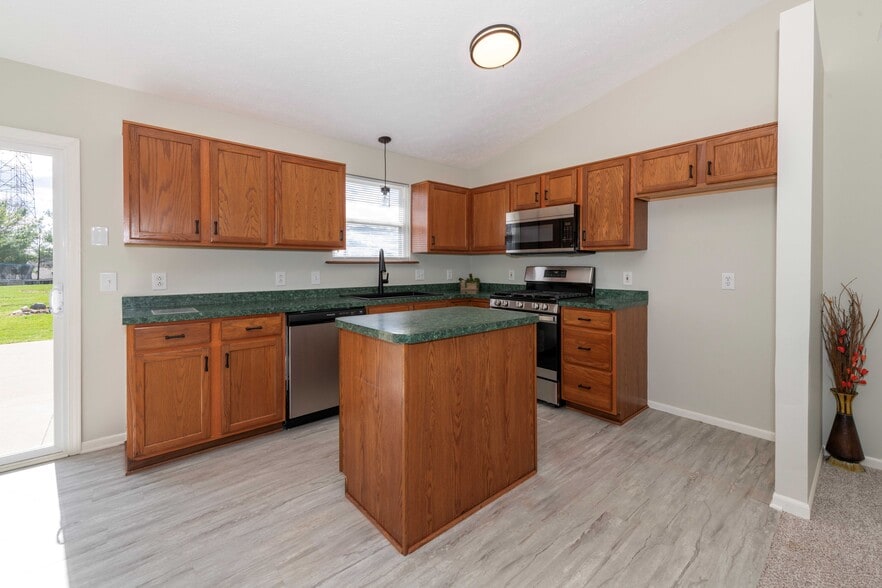 Building Photo - 291 Westgrove Ct