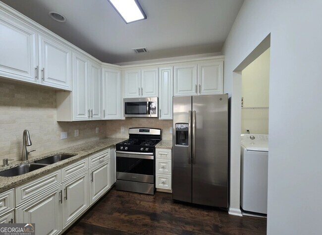 Building Photo - 1556 Settlers Walk Ct