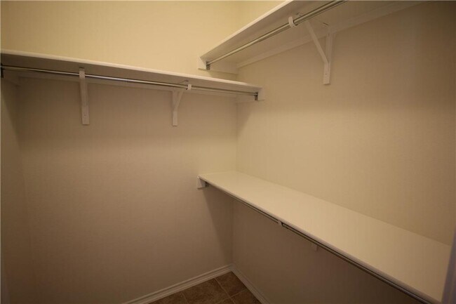 Building Photo - 7200 Altidore Dr