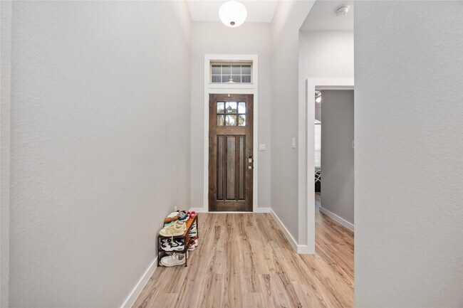 Building Photo - 12610 Woodbourne Forest Dr