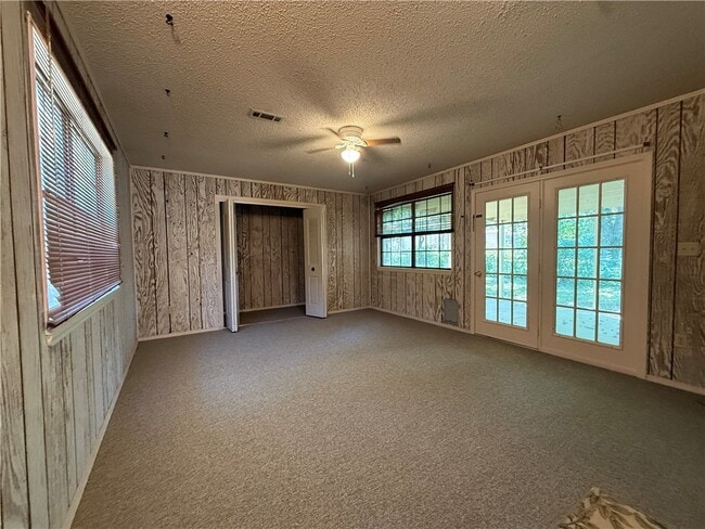 Building Photo - 2892 N Peg Ln