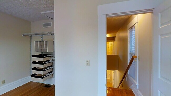 Building Photo - 235 E 11th Ave