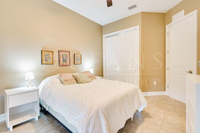 Building Photo - Welcome to Coastal Living at its Finest!