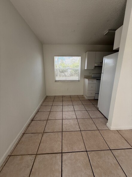 Building Photo - 225 NW 8th St