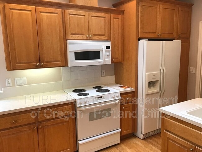 Building Photo - 18031 Chickaree Dr