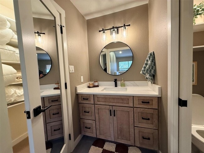 Building Photo - 1321 Spyglass Dr
