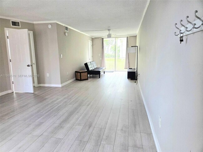 Building Photo - 1700 NE 191st St