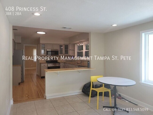 Building Photo - 408 Princess St