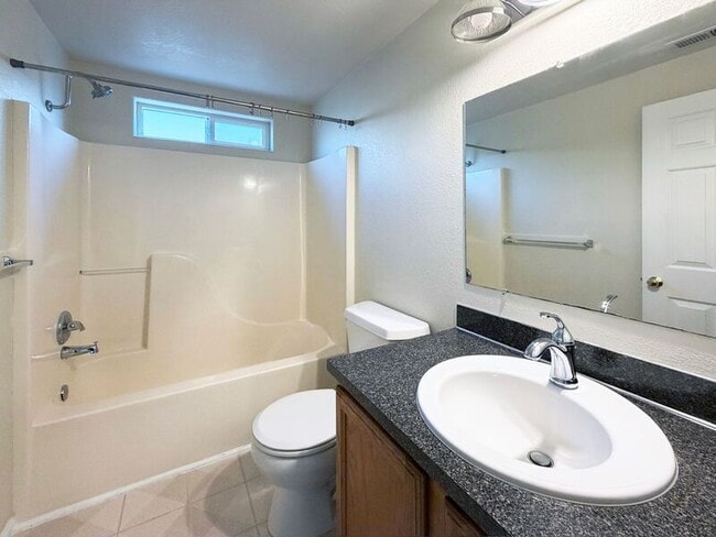 Building Photo - 1378 T St