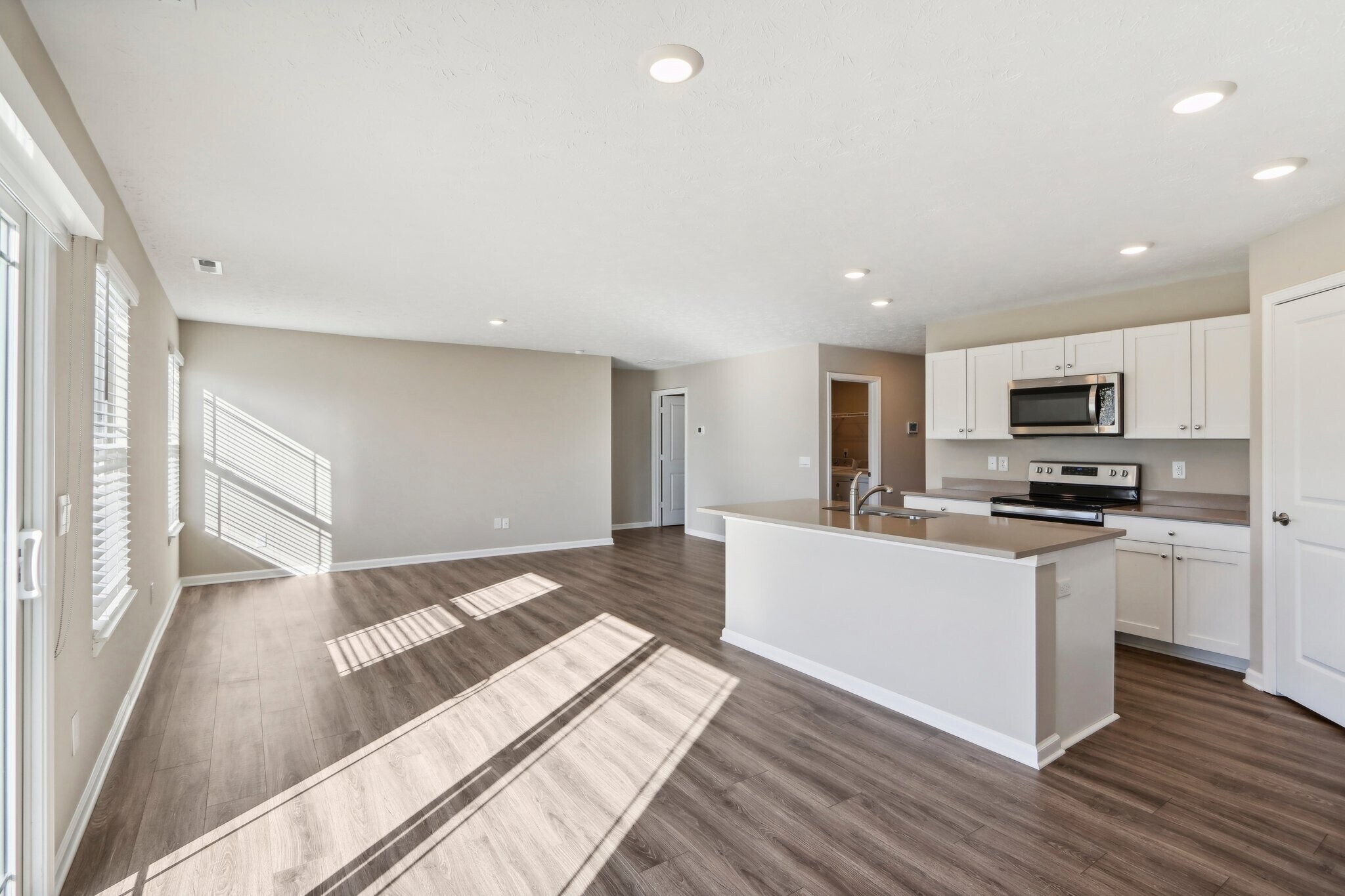 Building Photo - 604 Marsh Aster Dr