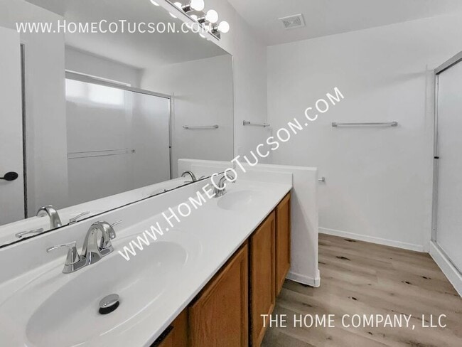 Building Photo - 7622 W August Moon Pl