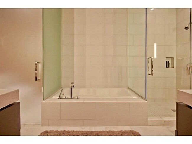 Building Photo - 45 Ivan Allen Jr Blvd NW