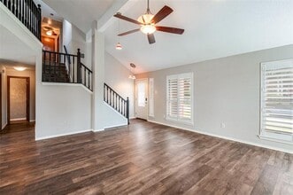 Building Photo - 3801 Silver Maple Dr