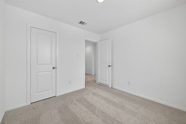 Building Photo - 29023 Grazing Plns Ln