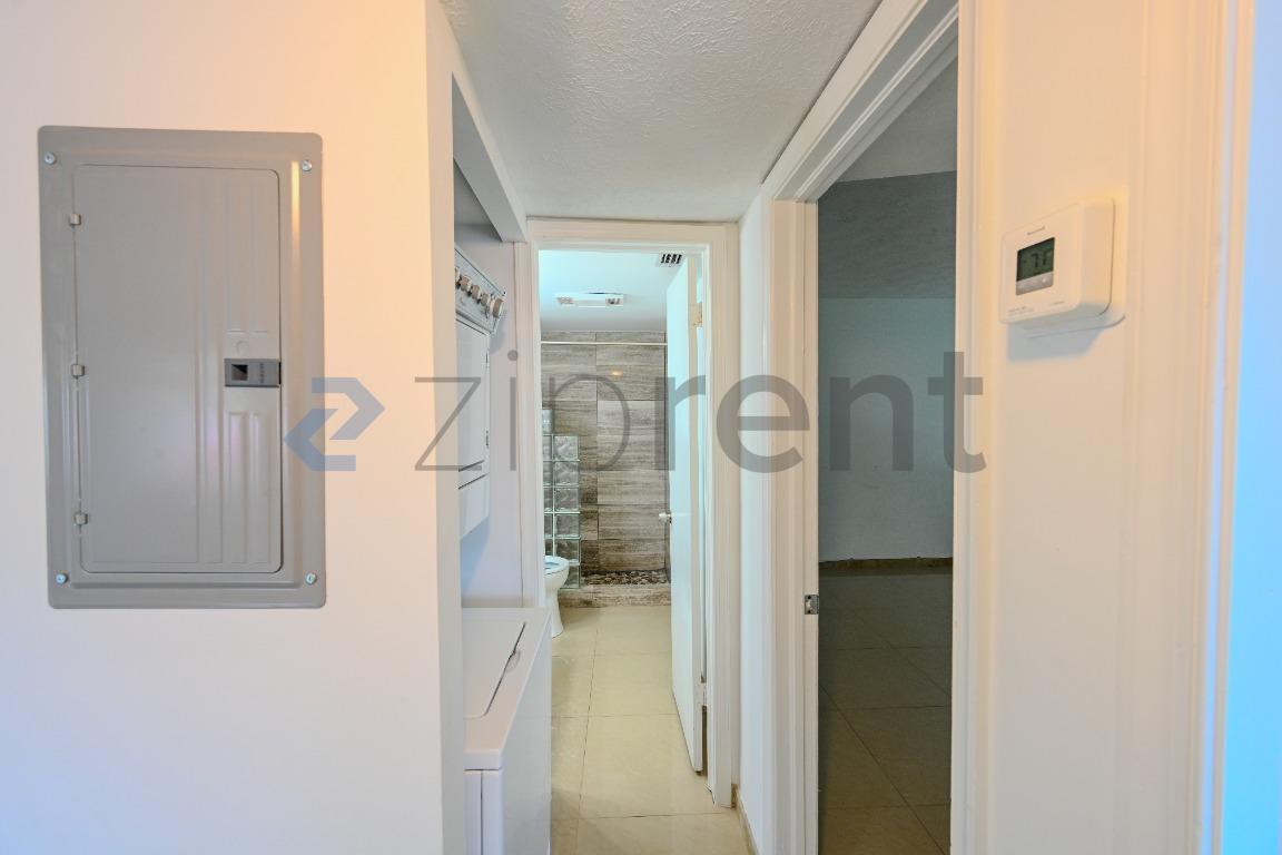 Building Photo - Unit Unit 6/Bamboo Villas