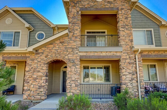 Building Photo - $2,750 - 2 Bed, 2.5 Bath Condo in Centenni...
