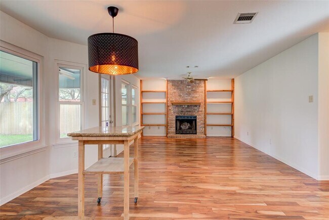 Building Photo - 8406 La Naranja Cove