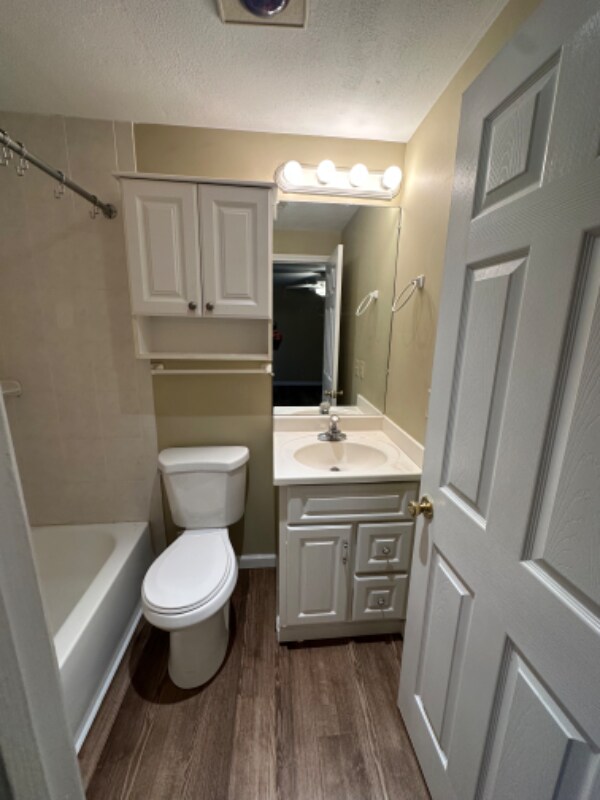 Building Photo - 49 Tappan St