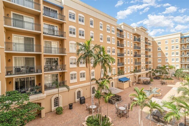 Building Photo - 1064 N Tamiami Trl
