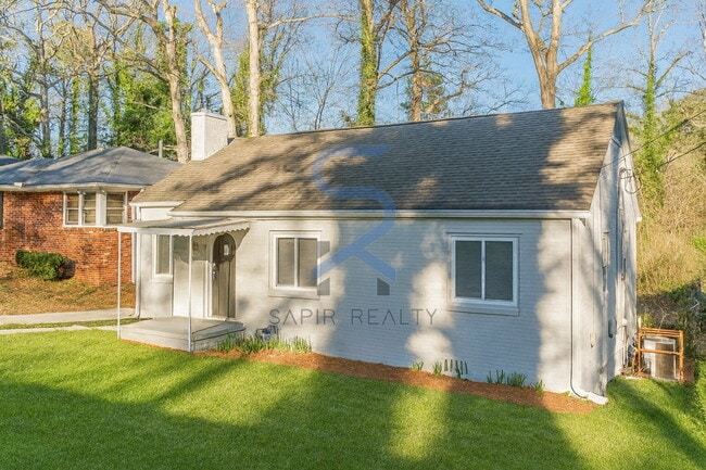 Building Photo - Move in before January 15th and choose your reward: a $250 Amazon Gift Card or a 55" Smart TV!