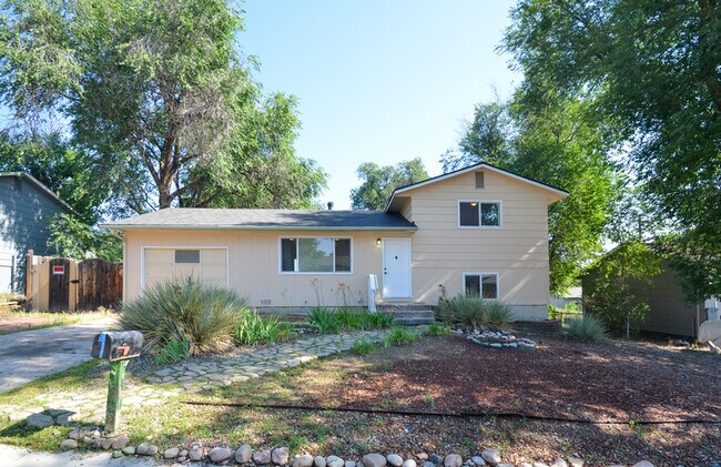 Building Photo - 3618 Purdue St