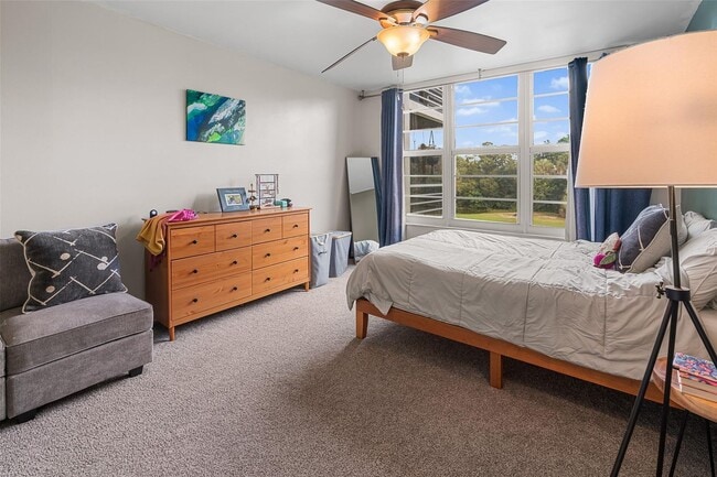 Building Photo - 3930 Oaks Clubhouse Dr