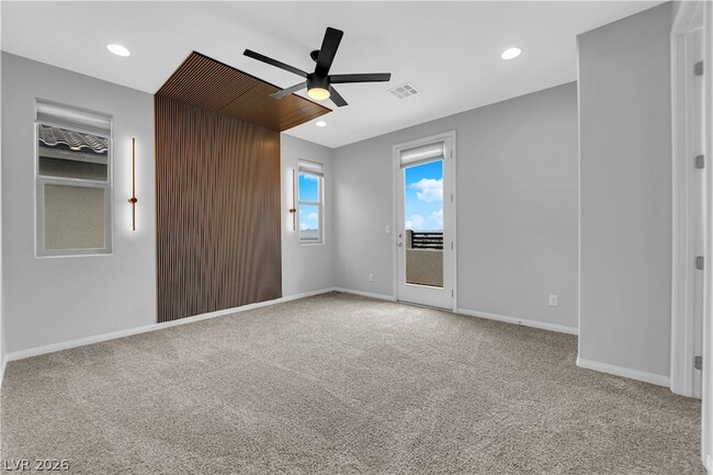 Building Photo - 11665 Redwood Mountain Ave