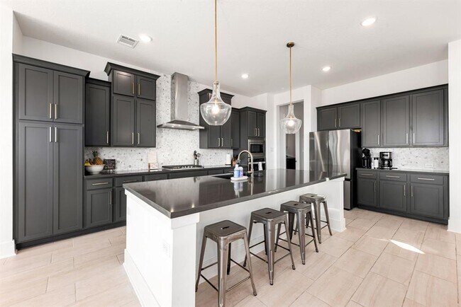 Building Photo - 4122 Basin Park Dr