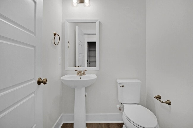 Building Photo - 266 Symphony Ave