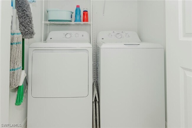 Building Photo - 18461 Copperhead Dr