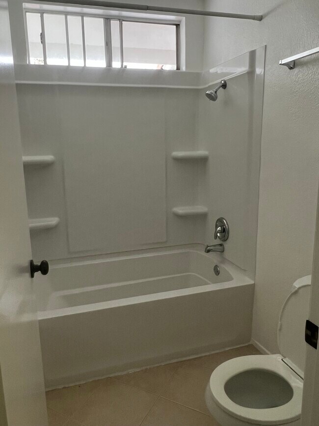 Building Photo - 2266 Aspen St