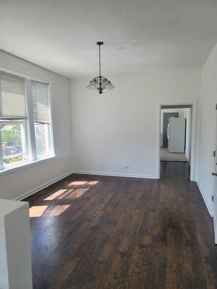 Building Photo - 2024 S Leavitt St