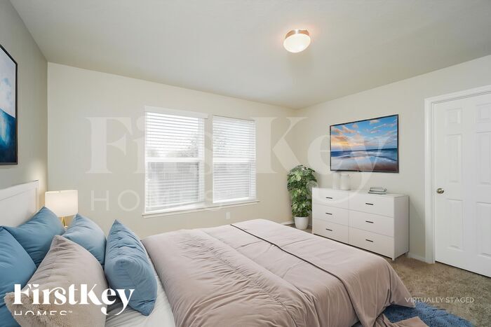 Building Photo - 175 Elderberry