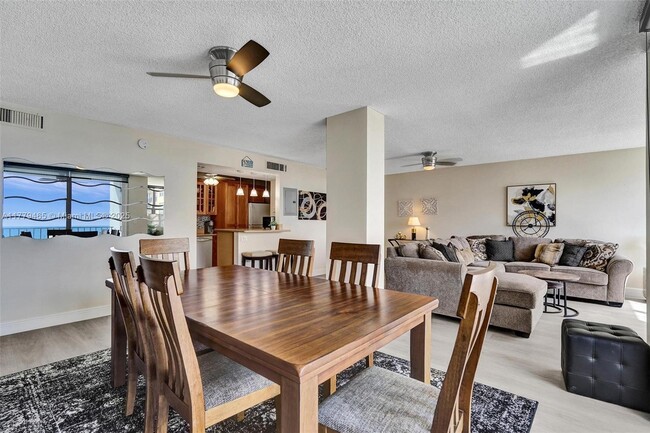Building Photo - 1400 S Ocean Dr