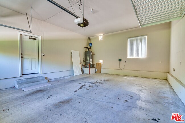 Building Photo - 1008 Harbor Crossing Ln