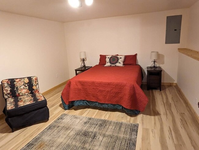 Building Photo - 134 Hanaford Rd