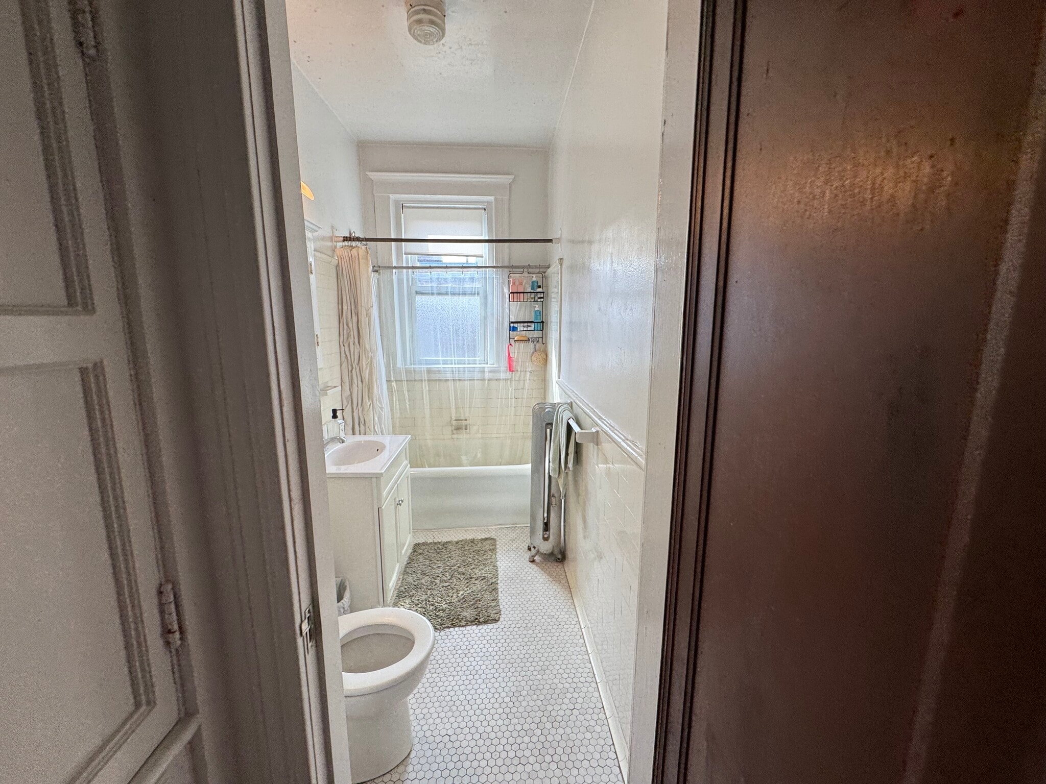 Building Photo - 85 Winchester St