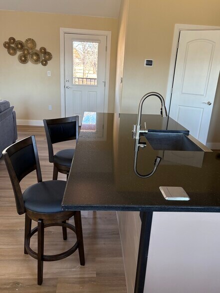 Building Photo - 8710 Palermo Dr