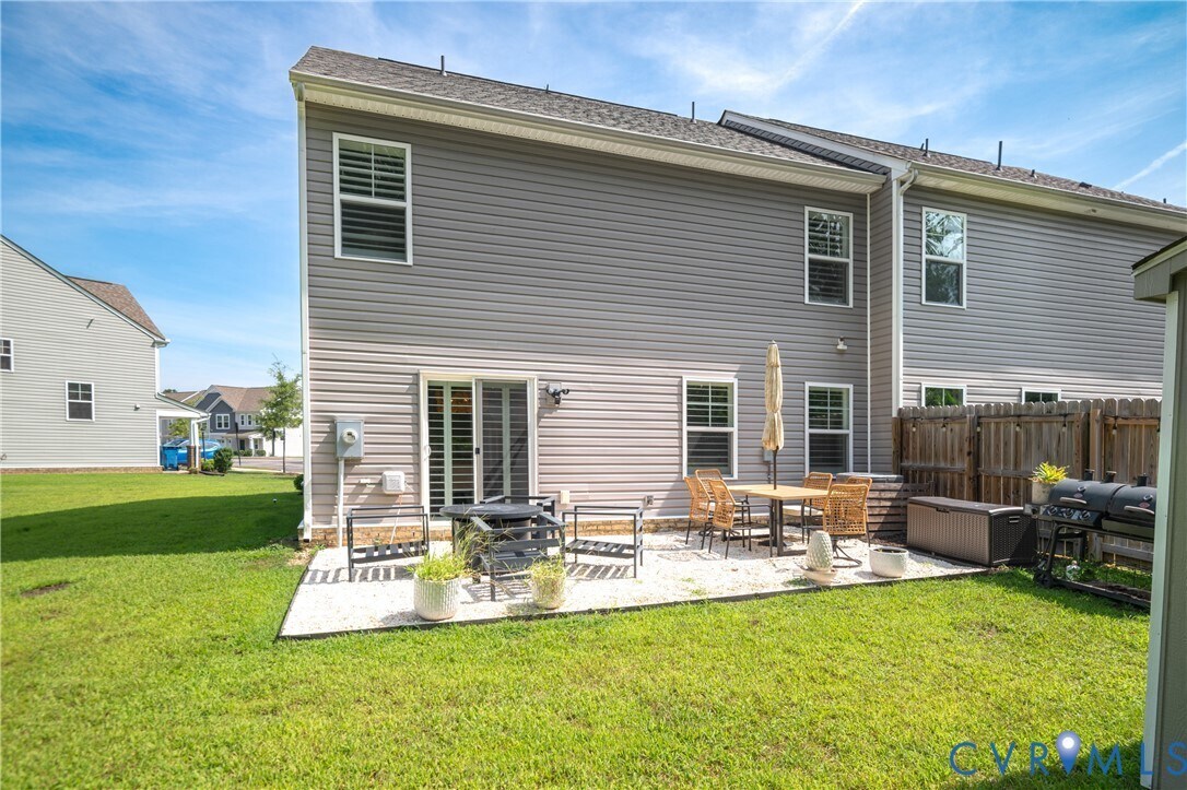 Building Photo - 142 Township Blvd
